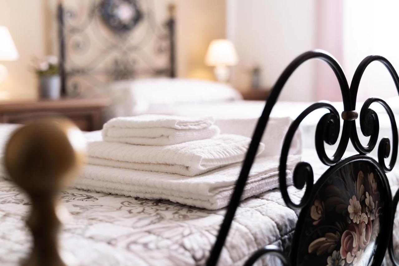 Abbanive Hotel Mamoiada Eksteriør billede